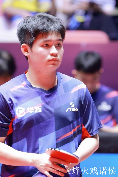 林诗栋决胜局连败外协高手发球，抢七为何总差临门一脚